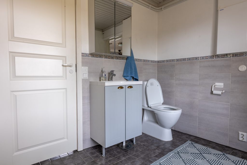 R6__1426-HDR
